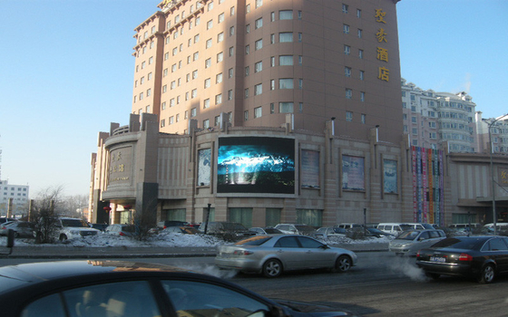 Outdoor Full Color Media Advertising Led Display Waterproof DIP P 10