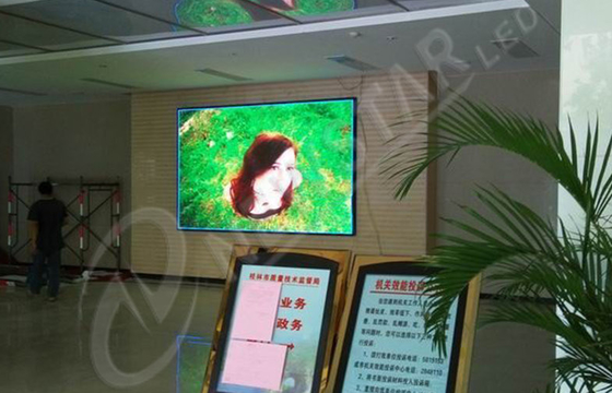HD SMD 3 in 1 P5 Indoor Full Color LED Display , Largest High Definition Video Screen