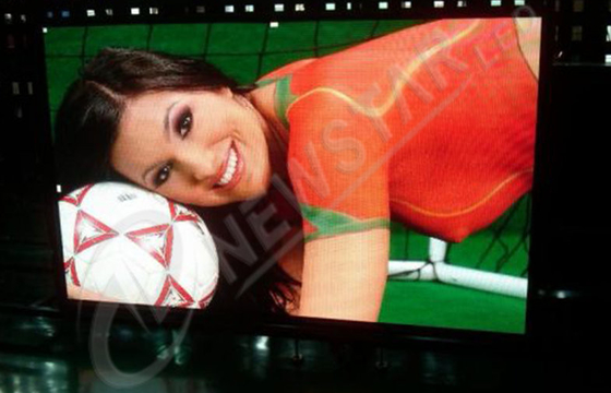 Custom Wall Hanging High Definition LED Display Indoor LED Screen Pixel Pitch 3.91mm