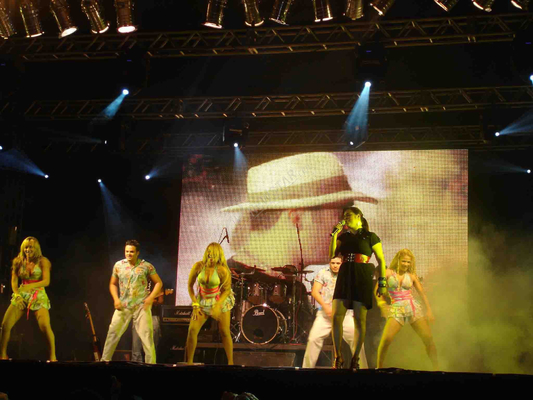 Large Indoor Rental Led Backdrop Curtain Led Wall Display Screen With High Brightness
