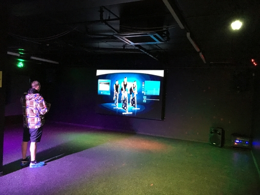 L'esposizione di LED dell'interno di colore pieno dell'alta definizione P4 ha riparato lo schermo dell'installazione 2000nits